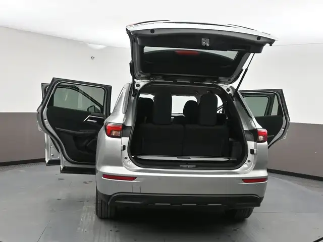 2024 Mitsubishi Outlander ES HEATED SEATS ALLOT WHEELS APPLE CAR - Photo 57