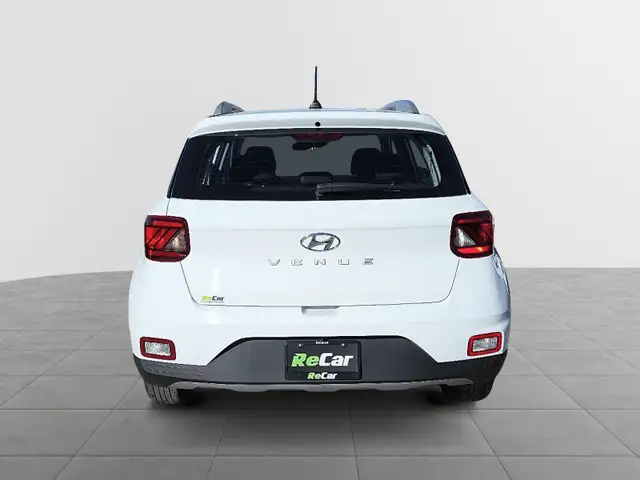 2025 Hyundai Venue Preferred Preferred | Low Mileage | Heated... - Photo 5