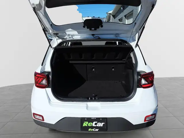 2025 Hyundai Venue Preferred Preferred | Low Mileage | Heated... - Photo 8