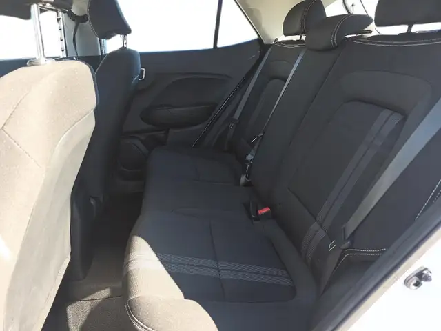 2025 Hyundai Venue Preferred Preferred | Low Mileage | Heated... - Photo 12