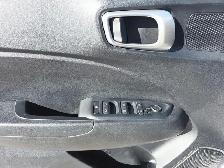 2025 Hyundai Venue Preferred Preferred | Low Mileage | Heated... - Photo 15