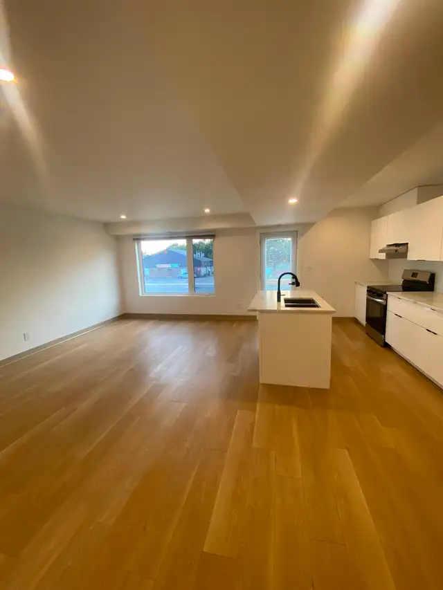 Upstairs Unit in a 1 year old 4 plex: 2 bedroom, 1 bathroom - Photo 3