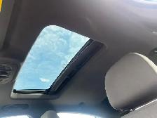 2017 Chevrolet Cruze LT | BACK-UP CAM | SUNROOF | CAR-PLAY | BLU - Photo 10