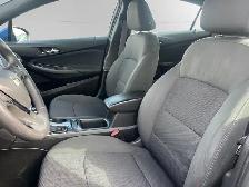 2017 Chevrolet Cruze LT | BACK-UP CAM | SUNROOF | CAR-PLAY | BLU - Photo 12