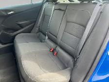 2017 Chevrolet Cruze LT | BACK-UP CAM | SUNROOF | CAR-PLAY | BLU - Photo 14