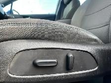 2017 Chevrolet Cruze LT | BACK-UP CAM | SUNROOF | CAR-PLAY | BLU - Photo 18