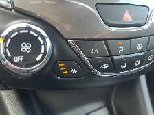 2017 Chevrolet Cruze LT | BACK-UP CAM | SUNROOF | CAR-PLAY | BLU - Photo 22