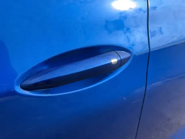 2017 Chevrolet Cruze LT | BACK-UP CAM | SUNROOF | CAR-PLAY | BLU - Photo 26