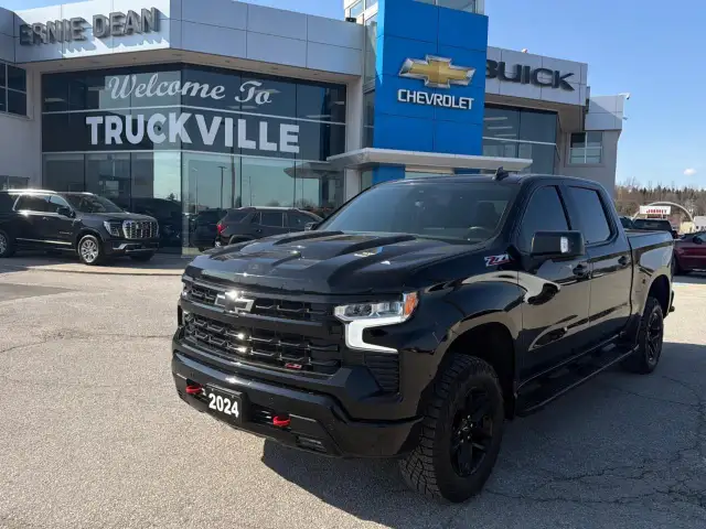 2024 Chevrolet Silverado 1500 LT Trail Boss 1-Owner, Low Km's...