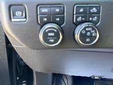 2024 Chevrolet Silverado 1500 LT Trail Boss 1-Owner, Low Km's... - Photo 14