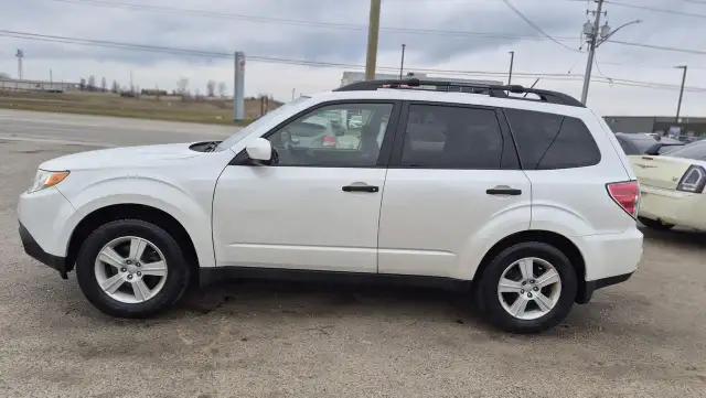 2010 Subaru Forester X sport, WELL MAINTAINED, 2 SETWS OF WHEELS - Photo 2