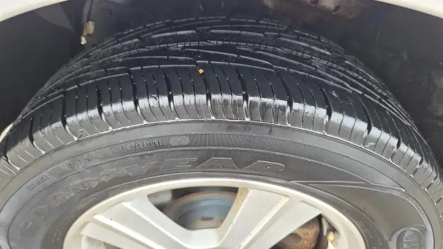 2010 Subaru Forester X sport, WELL MAINTAINED, 2 SETWS OF WHEELS - Photo 16