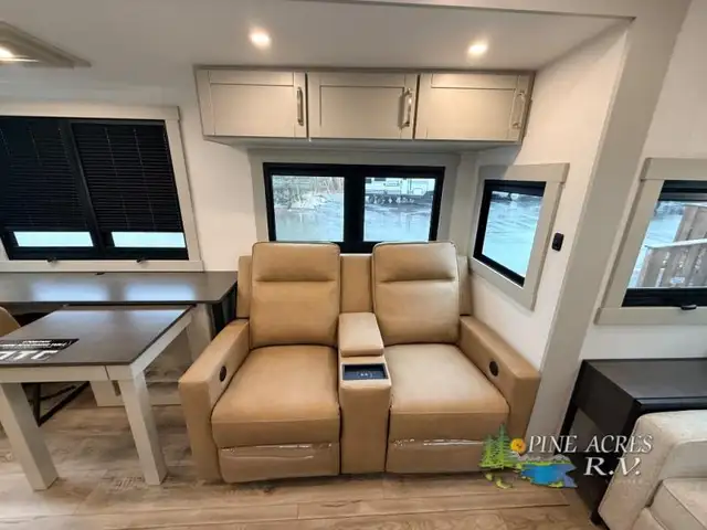 2026 Brinkley Model Z 3610 Mid-Bunk or Office - Photo 17