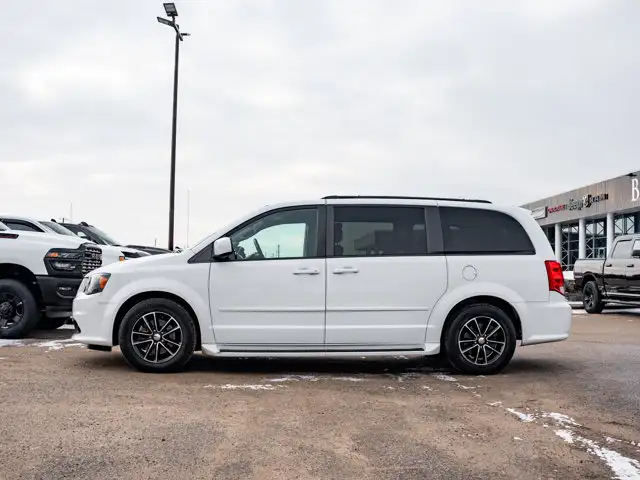 2017 Dodge Grand Caravan GT - Photo 5