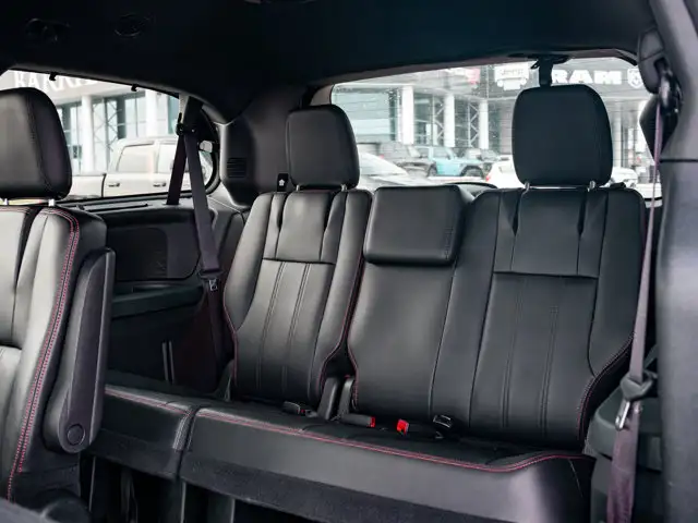 2017 Dodge Grand Caravan GT - Photo 16