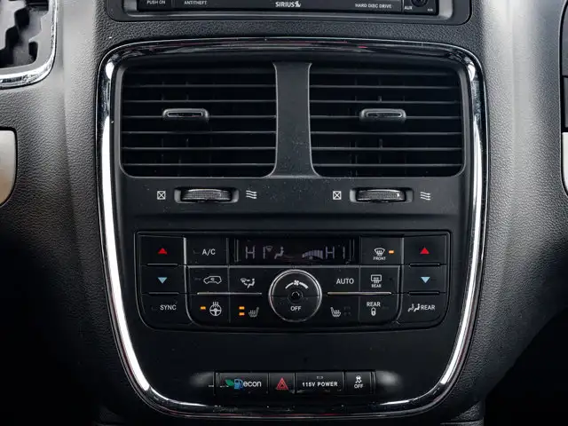 2017 Dodge Grand Caravan GT - Photo 34