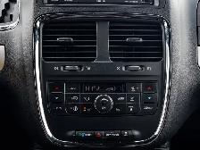 2017 Dodge Grand Caravan GT - Photo 34