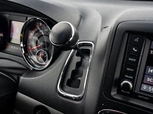 2017 Dodge Grand Caravan GT - Photo 38