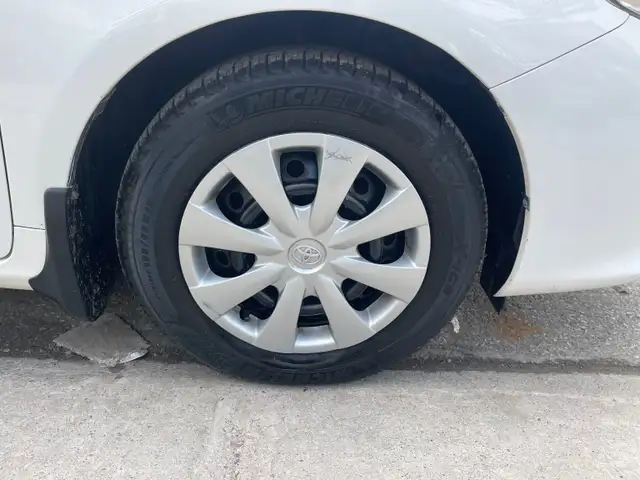 2010 Toyota Corolla CE - Photo 4