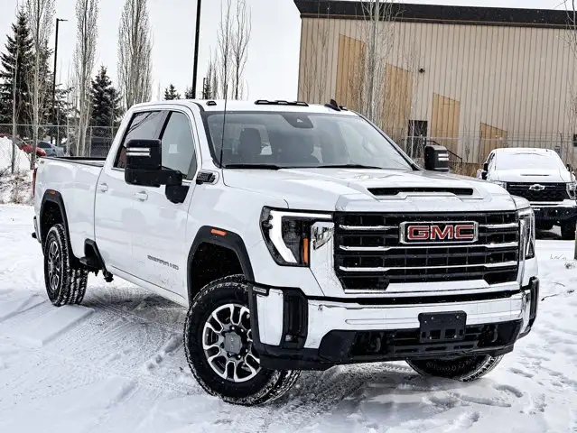 2024 GMC Sierra 3500HD SLE 6.6L Gas Long Box - Photo 2