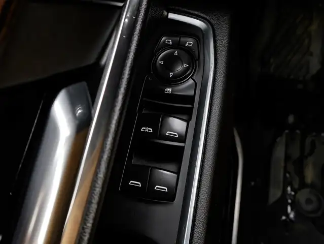 2024 GMC Sierra 3500HD SLE 6.6L Gas Long Box - Photo 17