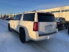 2018 Chevrolet Suburban Premier 5.3L - Photo 5