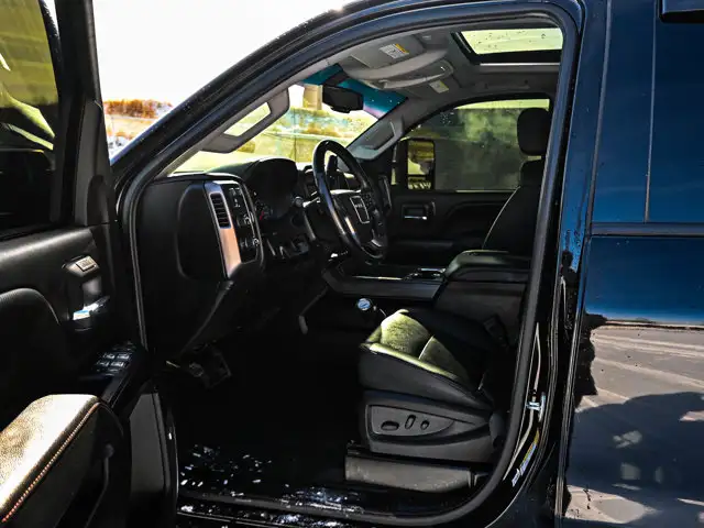 2019 GMC Sierra 2500HD SLT All Terrain 6.6L Lifted & Deleted - Photo 17