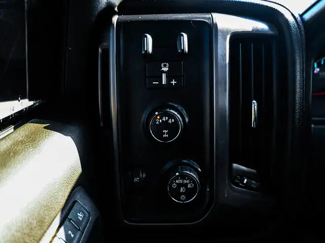 2019 GMC Sierra 2500HD SLT All Terrain 6.6L Lifted & Deleted - Photo 19