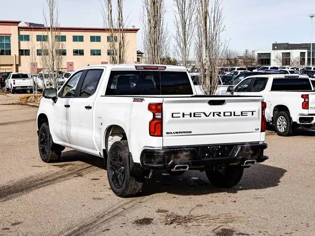 2026 Chevrolet Silverado 1500 LT Trail Boss - Photo 11