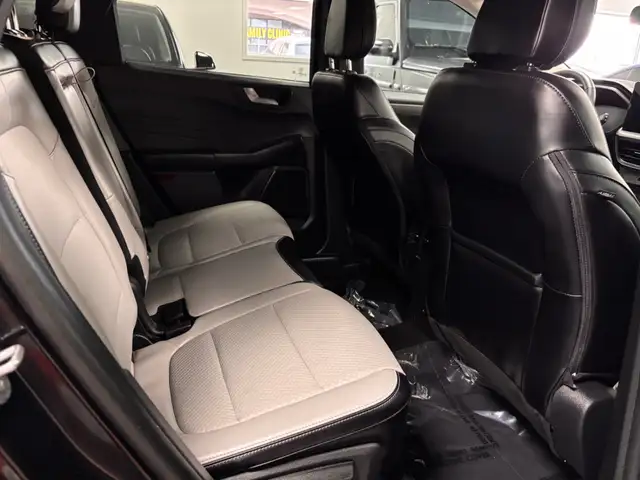2025 Ford Escape Base FWD - Photo 19