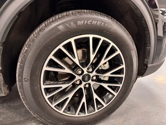 2025 Ford Escape Base FWD - Photo 36