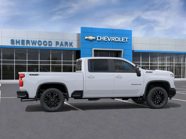 2026 Chevrolet Silverado 3500HD LT - Photo 5