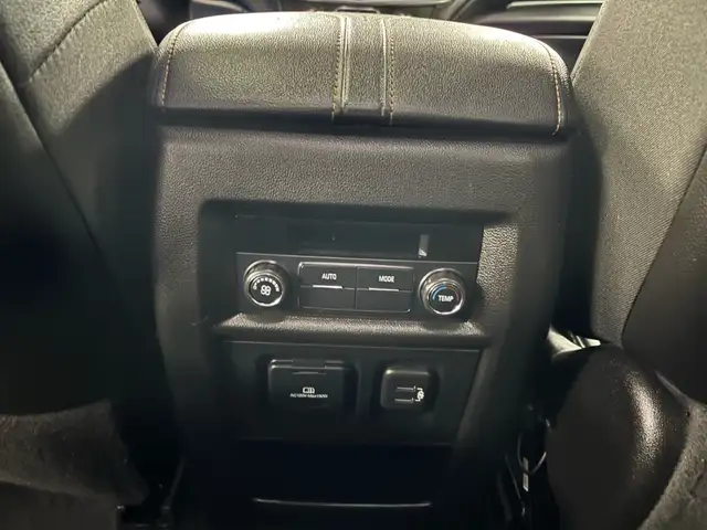 2019 Chevrolet Traverse AWD 4dr RS w/2LT - Photo 17