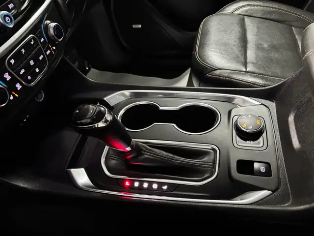 2019 Chevrolet Traverse AWD 4dr RS w/2LT - Photo 34