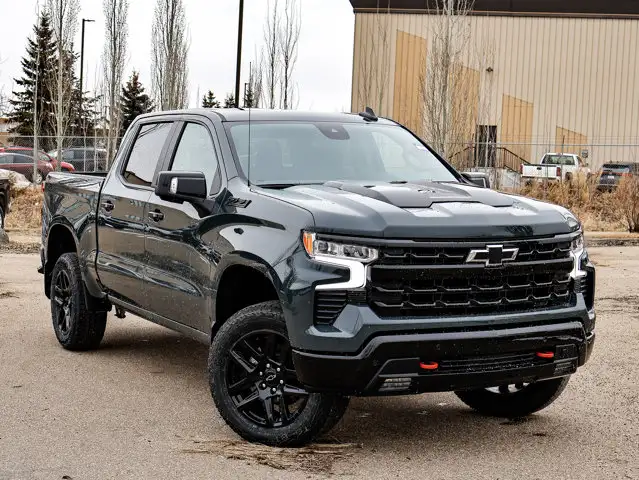 2026 Chevrolet Silverado 1500 LT Trail Boss - Photo 2