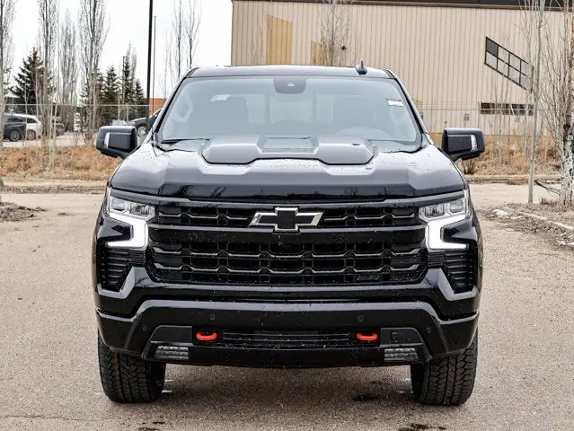 2026 Chevrolet Silverado 1500 LT Trail Boss - Photo 3