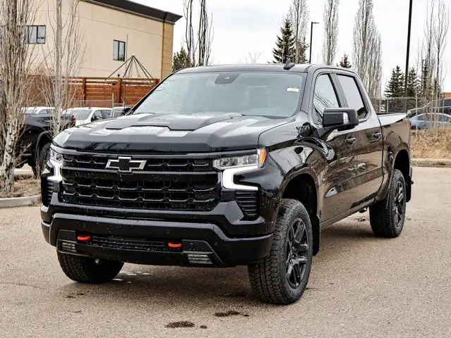 2026 Chevrolet Silverado 1500 LT Trail Boss - Photo 4