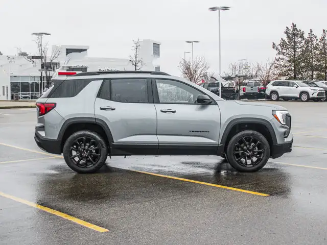 2026 GMC Terrain AWD Elevation - Photo 10