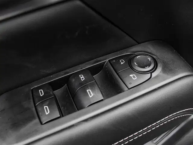 2026 GMC Terrain AWD Elevation - Photo 17