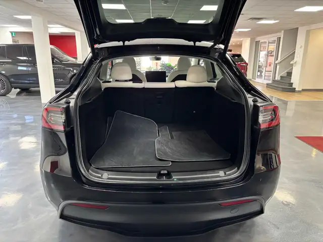 2023 Tesla Model Y Long Range AWD - Photo 16