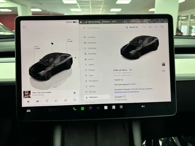 2023 Tesla Model Y Long Range AWD - Photo 24