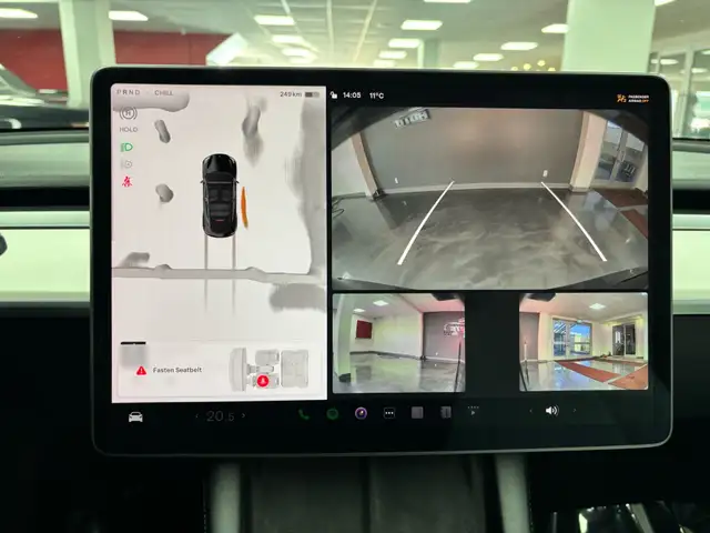 2023 Tesla Model Y Long Range AWD - Photo 31