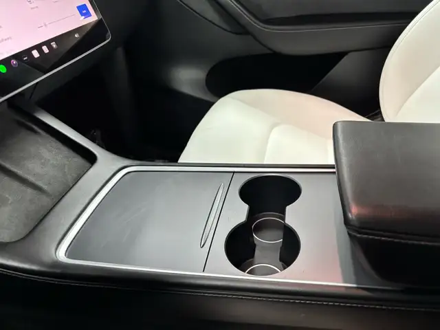 2023 Tesla Model Y Long Range AWD - Photo 33