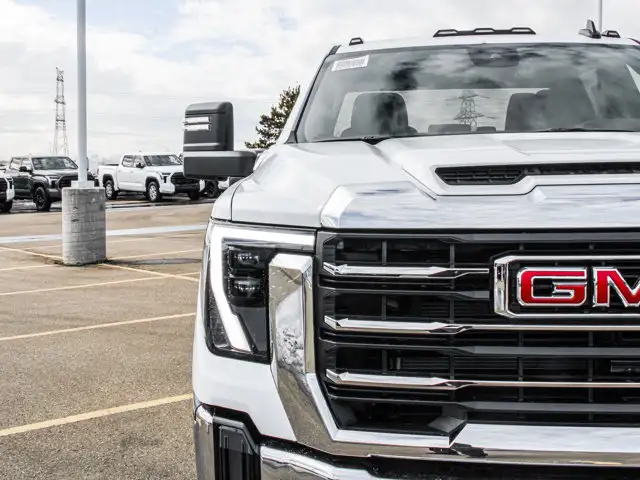2026 GMC Sierra 2500HD SLE - Photo 11