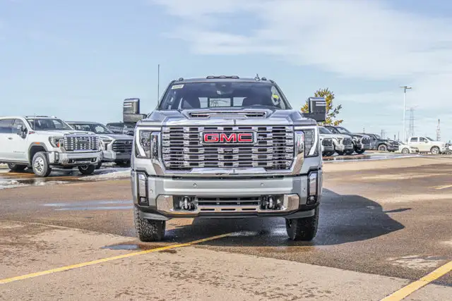 2026 GMC Sierra 3500HD Denali - Photo 3