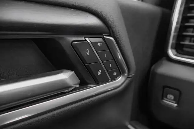 2026 GMC Sierra 3500HD Denali - Photo 18