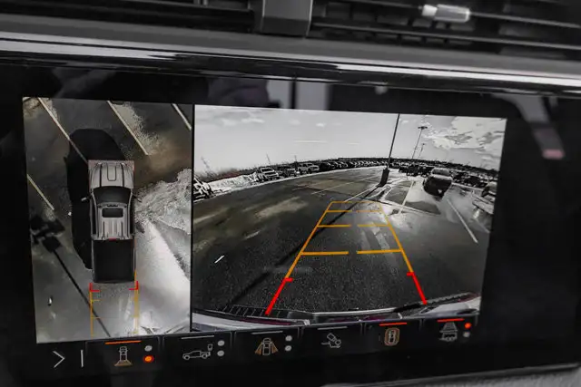 2026 GMC Sierra 3500HD Denali - Photo 26