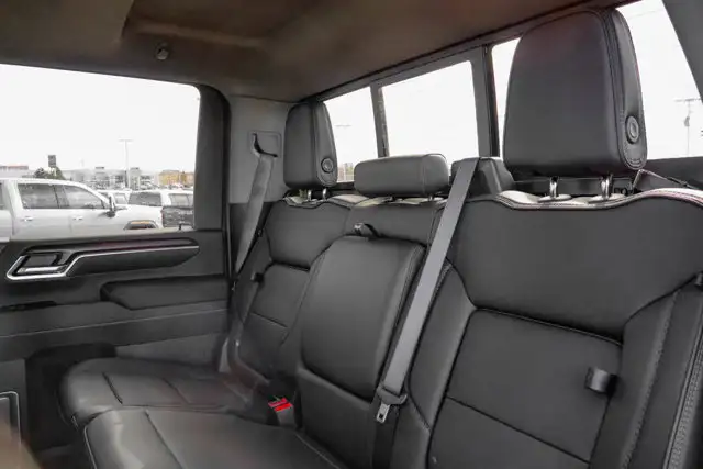 2026 GMC Sierra 3500HD Denali - Photo 34