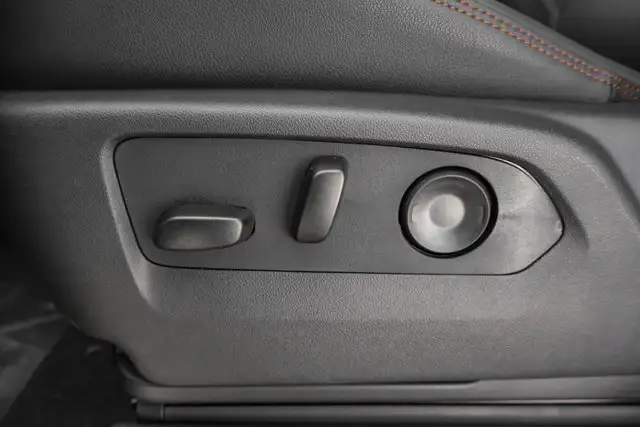 2026 GMC Sierra 1500 AT4 - Photo 16
