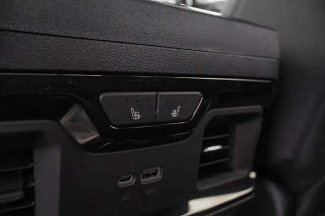 2026 GMC Sierra 1500 AT4 - Photo 35
